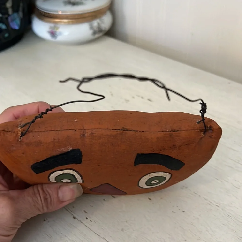 Folk Art Primitive Halloween painted pumpkin wall hanging or ornament 6.5” x 5”